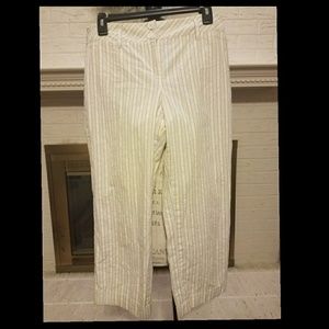 2/$20 Ann Taylor LOFT Pretty Seersucker Cropped Pants sz 8